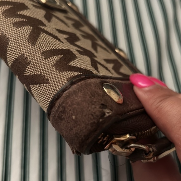 Michael Kors wallet - Picture 3 of 8